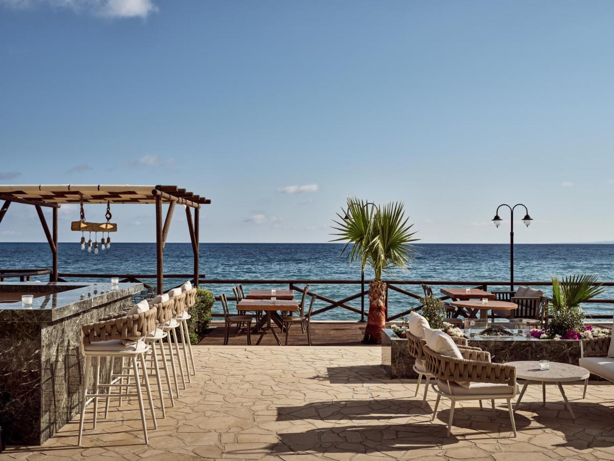 Windmill Bay Hotel アルガッシ エクステリア 写真