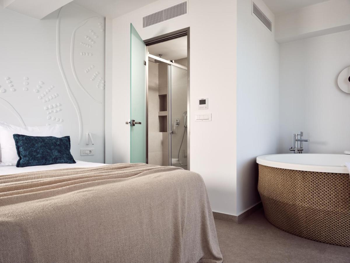 Windmill Bay Hotel アルガッシ エクステリア 写真