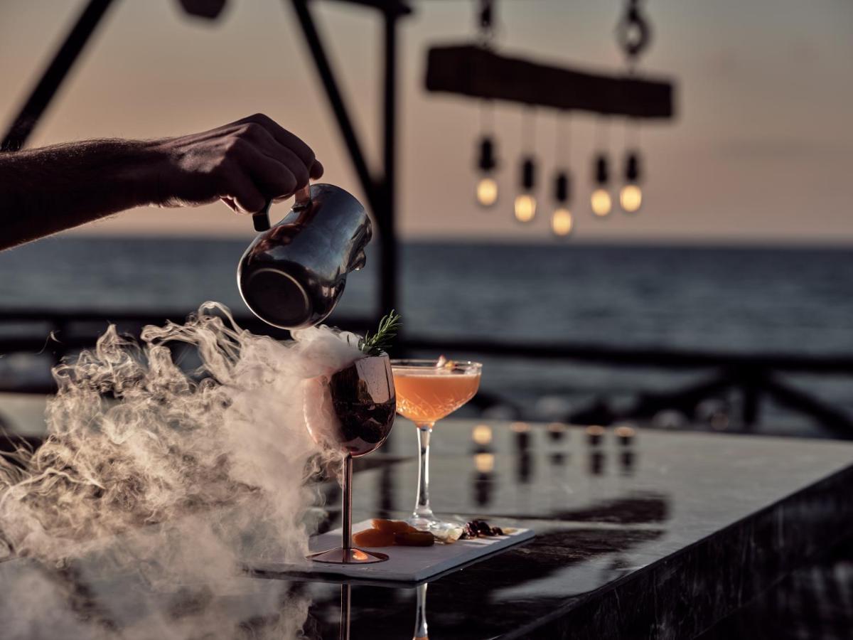 Windmill Bay Hotel アルガッシ エクステリア 写真