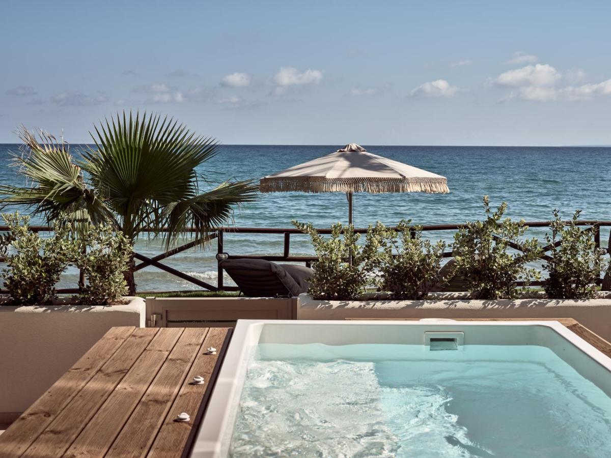 Windmill Bay Hotel アルガッシ エクステリア 写真