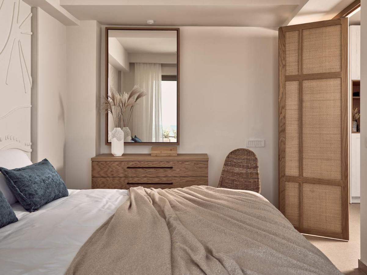 Windmill Bay Hotel アルガッシ エクステリア 写真