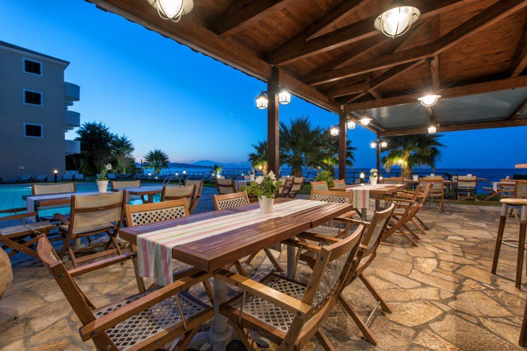 Windmill Bay Hotel アルガッシ エクステリア 写真